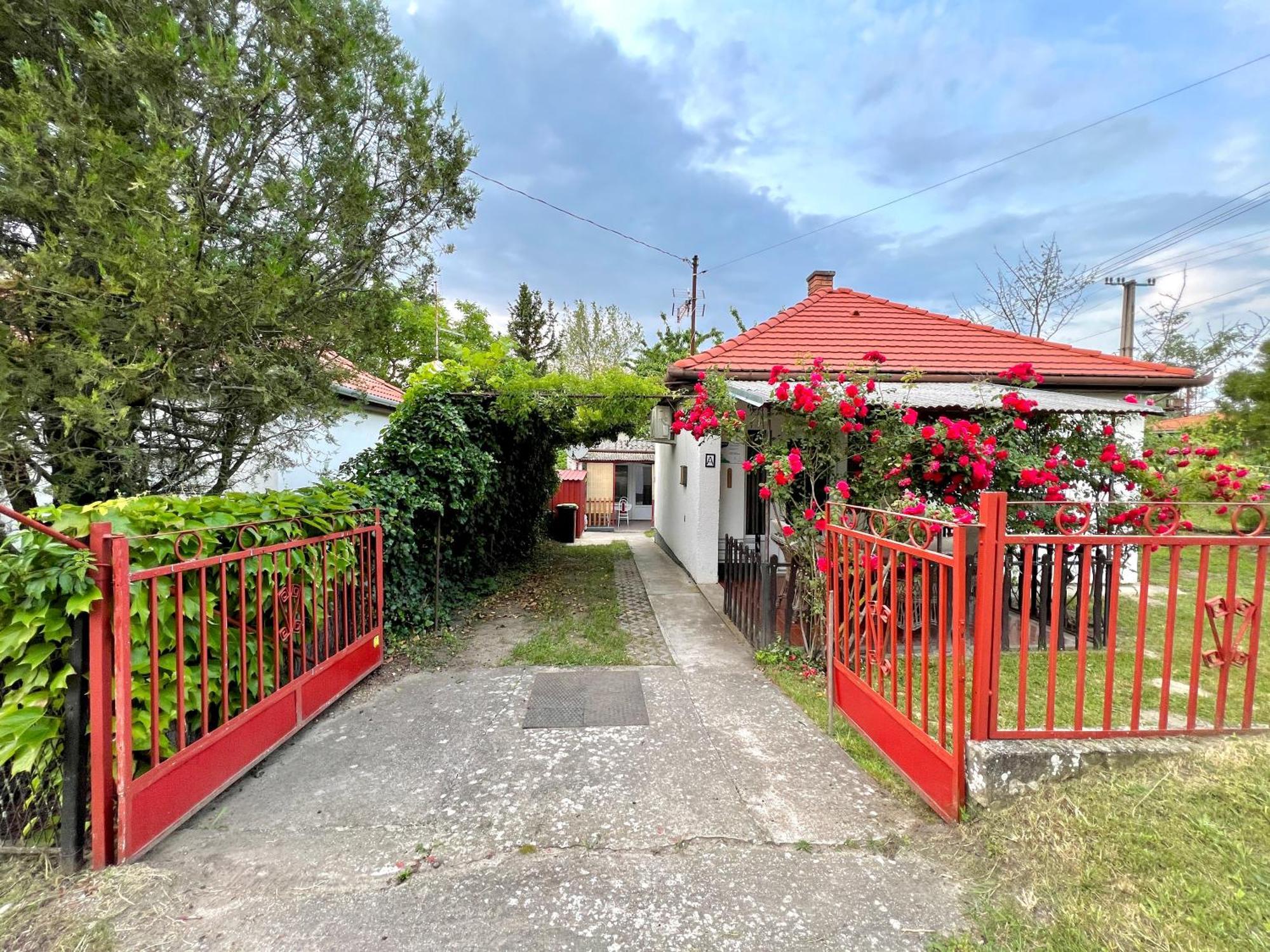 Liget Holiday Home Фоньод Экстерьер фото